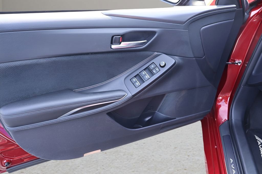 2019 Toyota Avalon Hybrid Limited