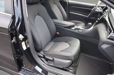 2019 Toyota Camry Hybrid LE