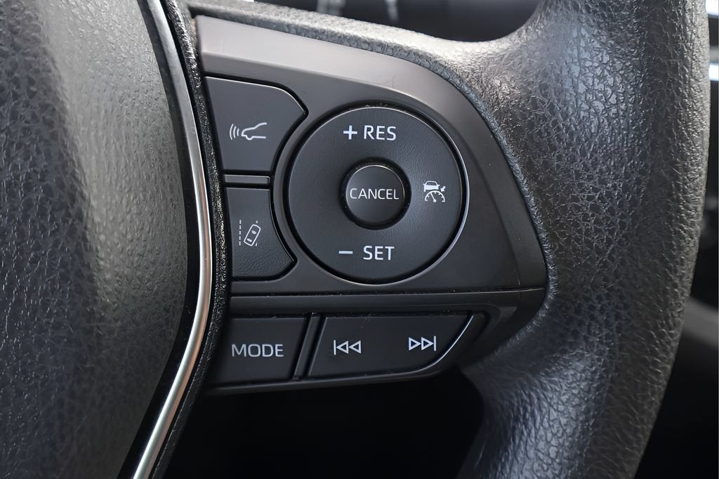 2019 Toyota Camry Hybrid LE