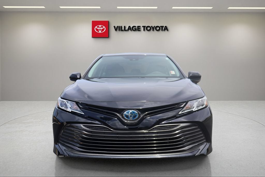 2019 Toyota Camry Hybrid LE