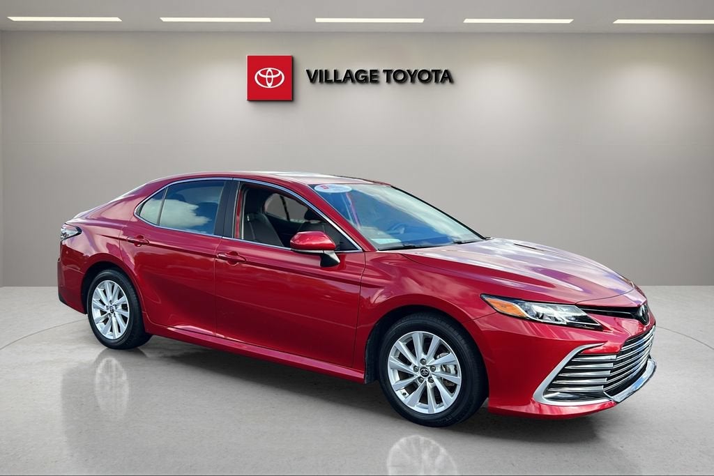 2024 Toyota Camry LE