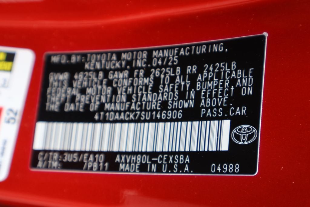 2025 Toyota Camry LE