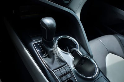 2020 Toyota Camry Hybrid XLE
