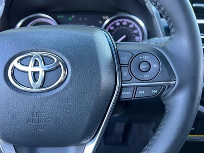 2020 Toyota Camry Hybrid XLE