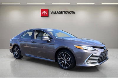2024 Toyota Camry Hybrid XLE