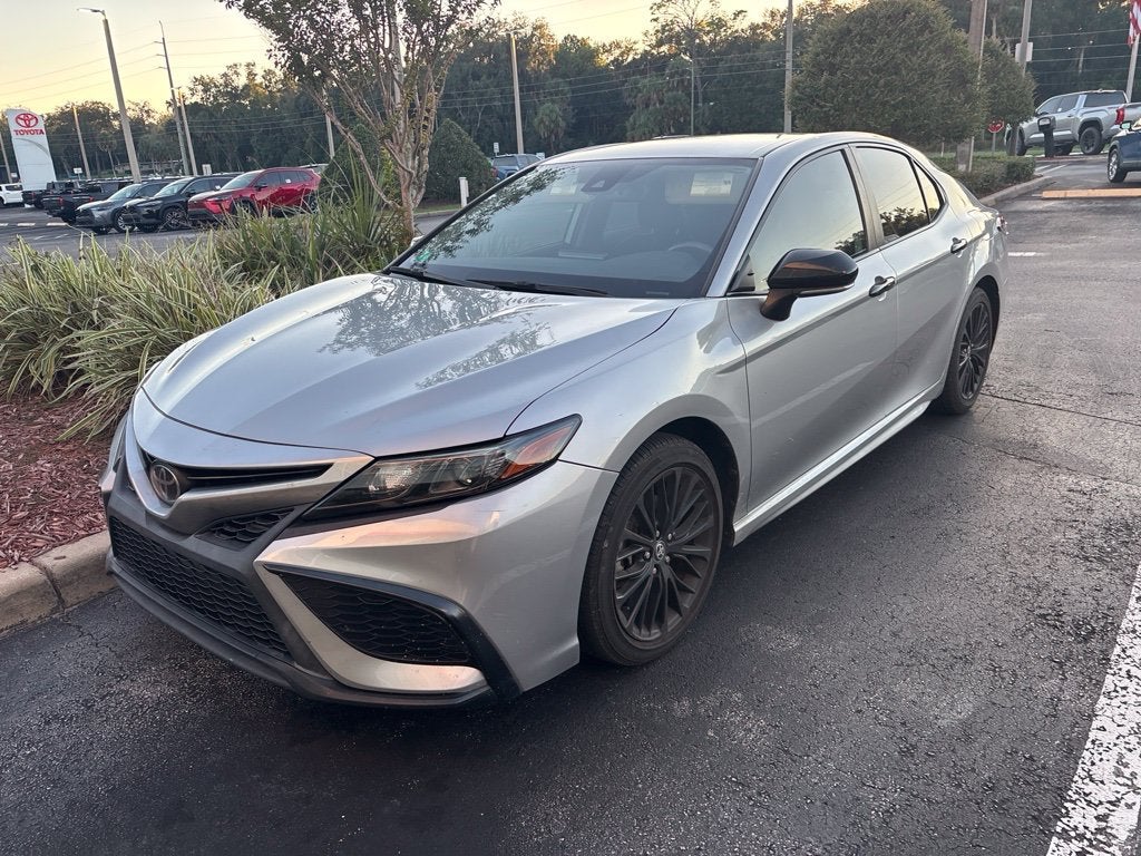 2022 Toyota Camry SE