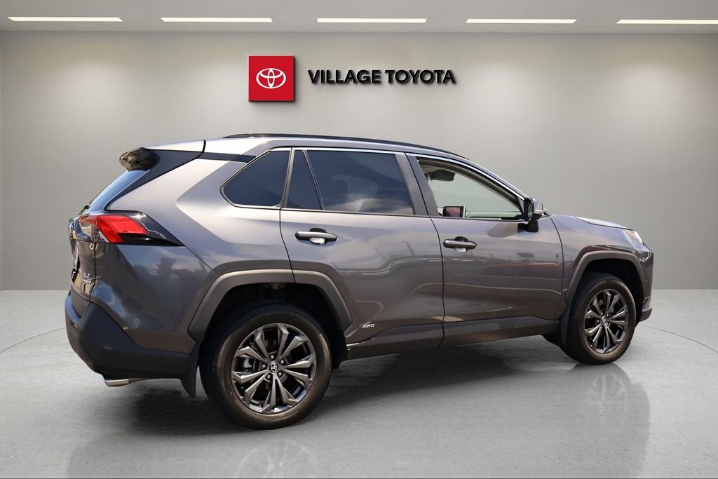2024 Toyota RAV4 Hybrid XLE Premium