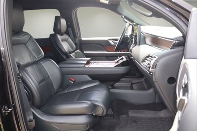 2024 Lincoln Navigator Premiere