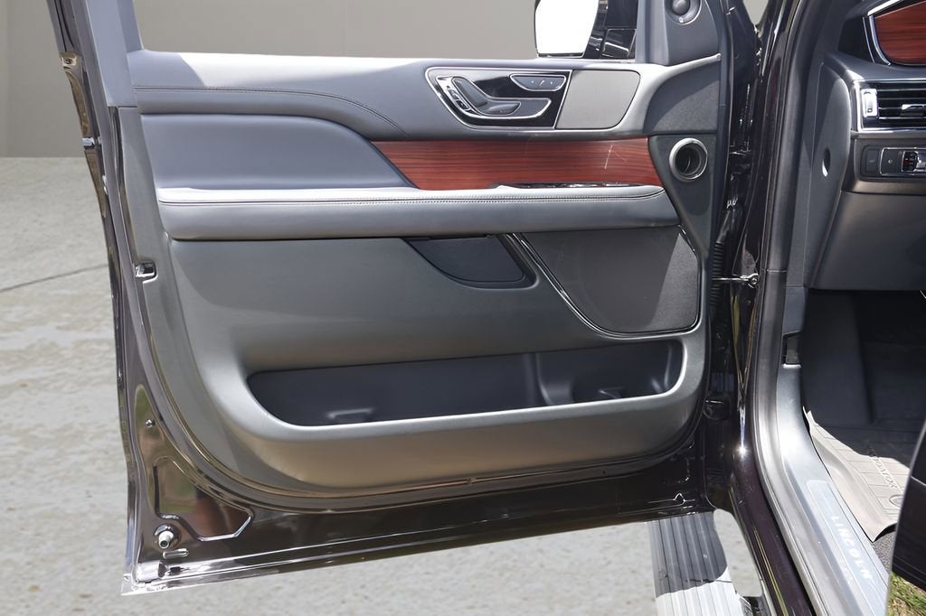 2024 Lincoln Navigator Premiere