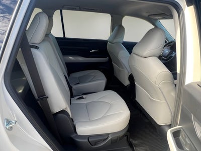 2024 Toyota Grand Highlander XLE