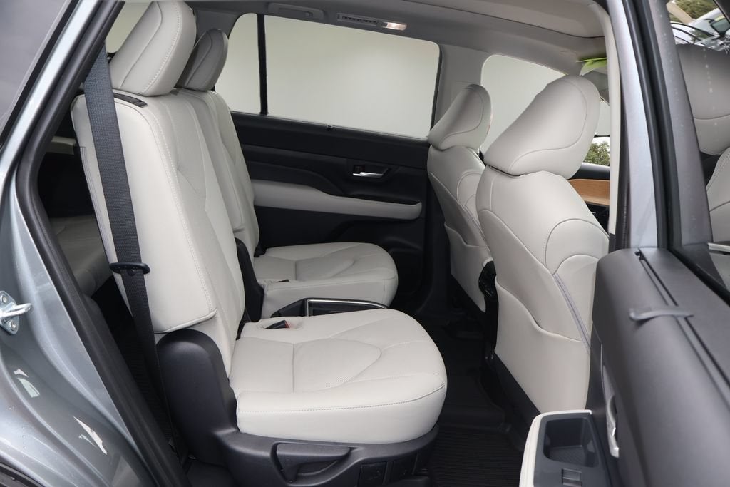 2026 Toyota Grand Highlander LE