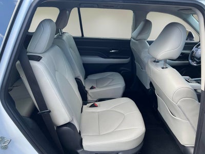 2024 Toyota Grand Highlander Hybrid XLE