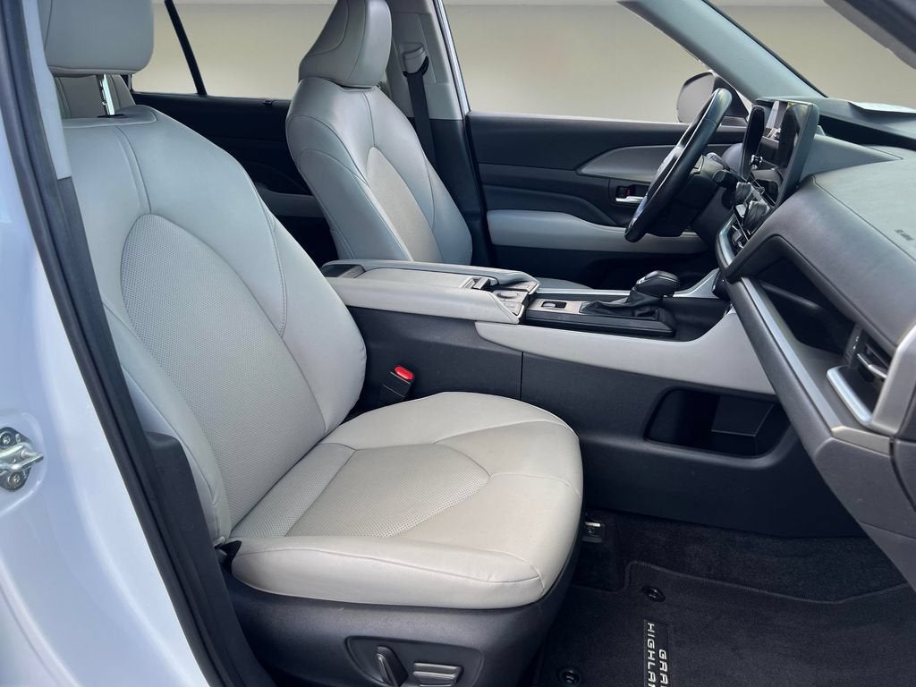 2024 Toyota Grand Highlander Hybrid XLE