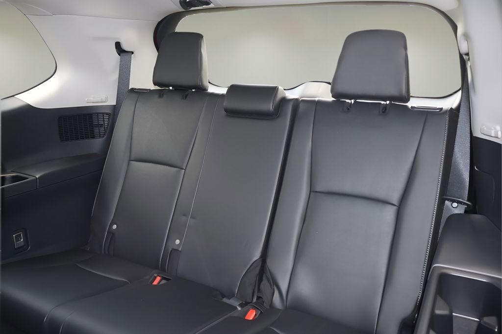 2026 Toyota Grand Highlander Hybrid LE