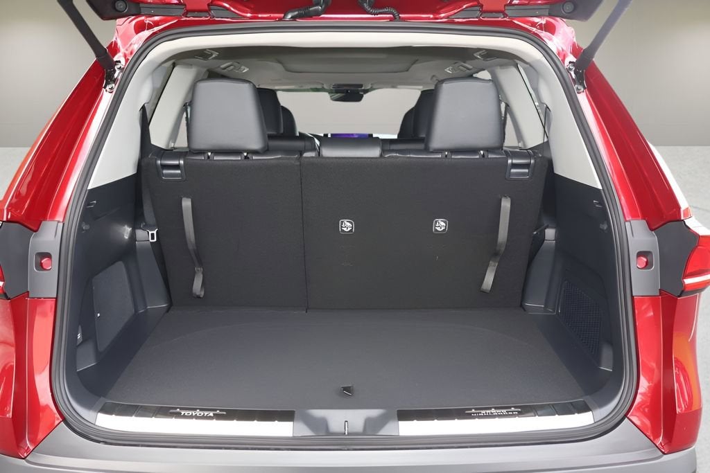 2026 Toyota Grand Highlander Hybrid LE