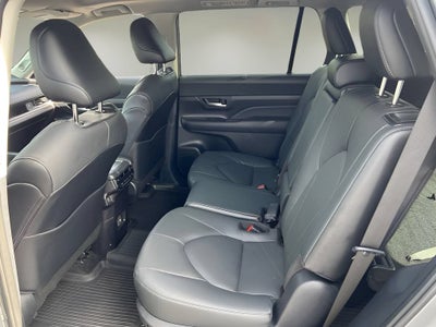 2025 Toyota Grand Highlander Hybrid XLE