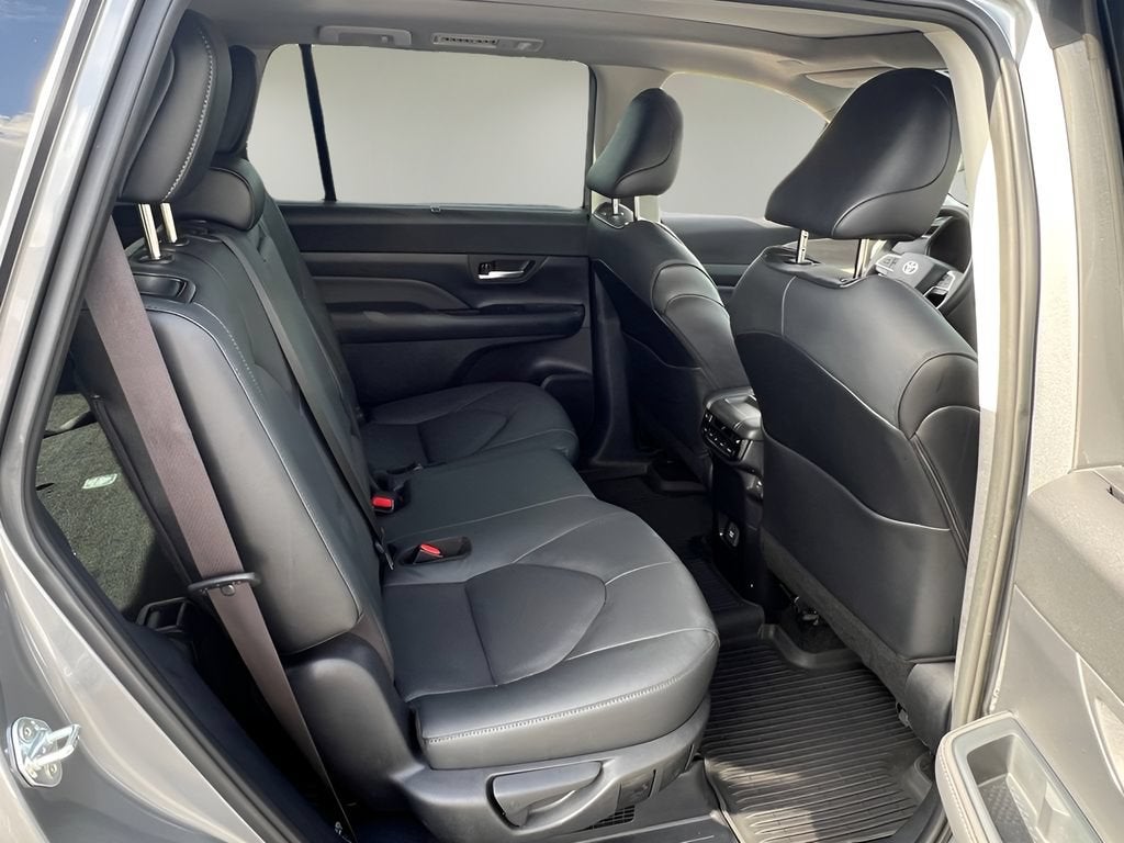 2025 Toyota Grand Highlander Hybrid XLE