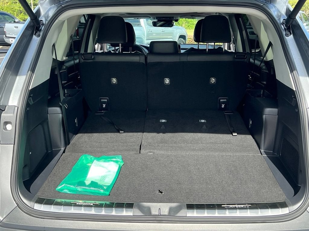 2025 Toyota Grand Highlander Hybrid XLE