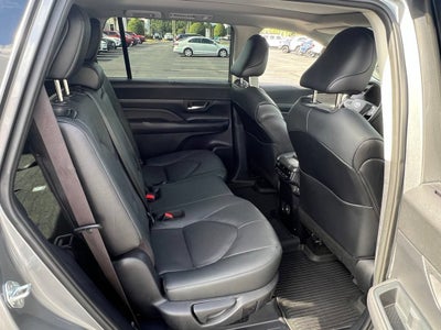 2025 Toyota Grand Highlander Hybrid XLE