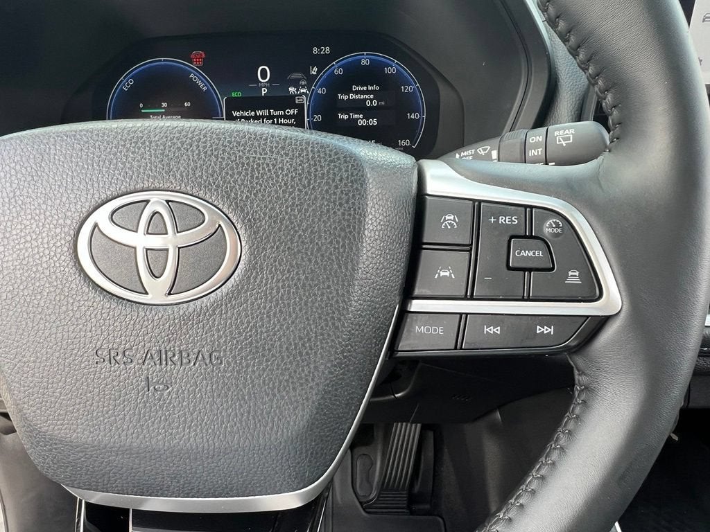 2025 Toyota Grand Highlander Hybrid XLE