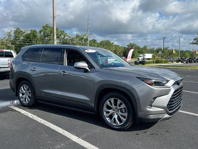 2025 Toyota Grand Highlander Hybrid XLE