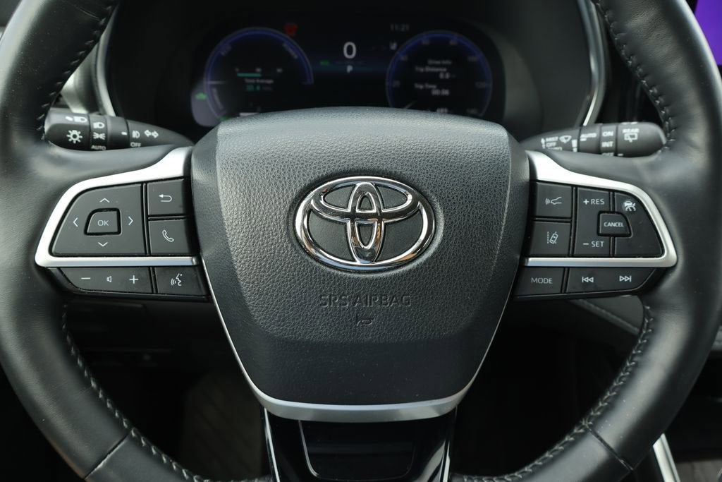 2024 Toyota Highlander Hybrid Platinum