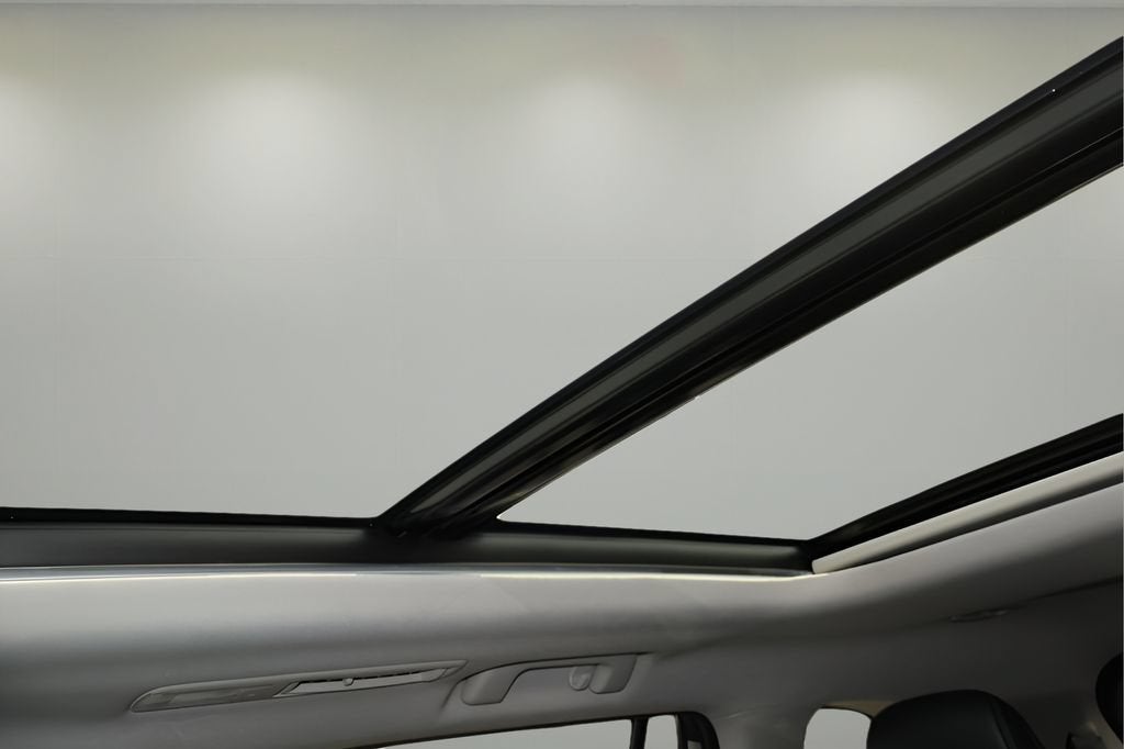 2024 Toyota Highlander Hybrid Platinum