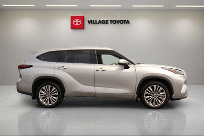 2024 Toyota Highlander Hybrid Platinum