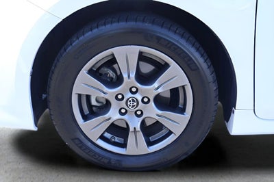 2019 Toyota Sienna SE