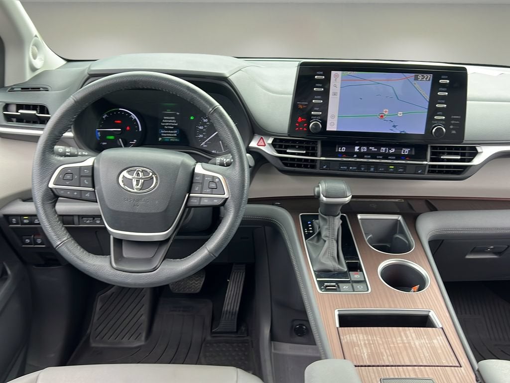 2024 Toyota Sienna XLE