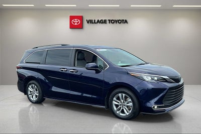 2024 Toyota Sienna XLE