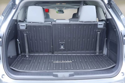 2025 Toyota Highlander Hybrid XLE