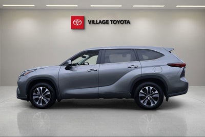 2025 Toyota Highlander Hybrid XLE