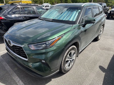 2025 Toyota Highlander Hybrid XLE