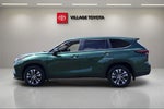 2025 Toyota Highlander Hybrid XLE