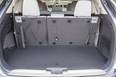 2025 Toyota Highlander LE
