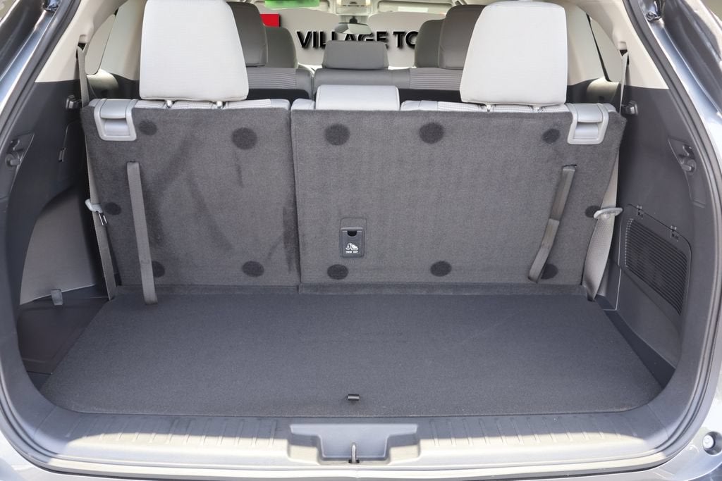 2025 Toyota Highlander LE