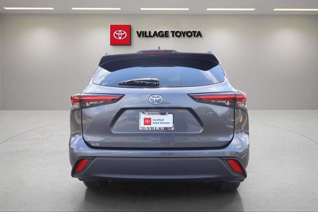 2025 Toyota Highlander LE