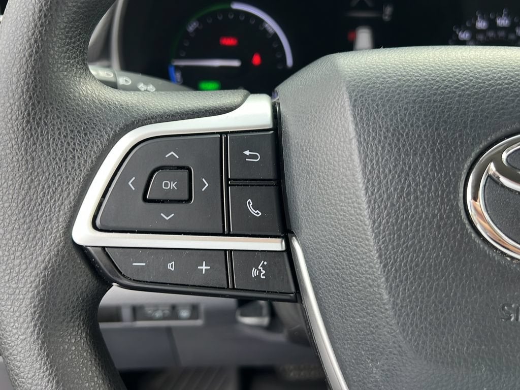 2021 Toyota Sienna LE