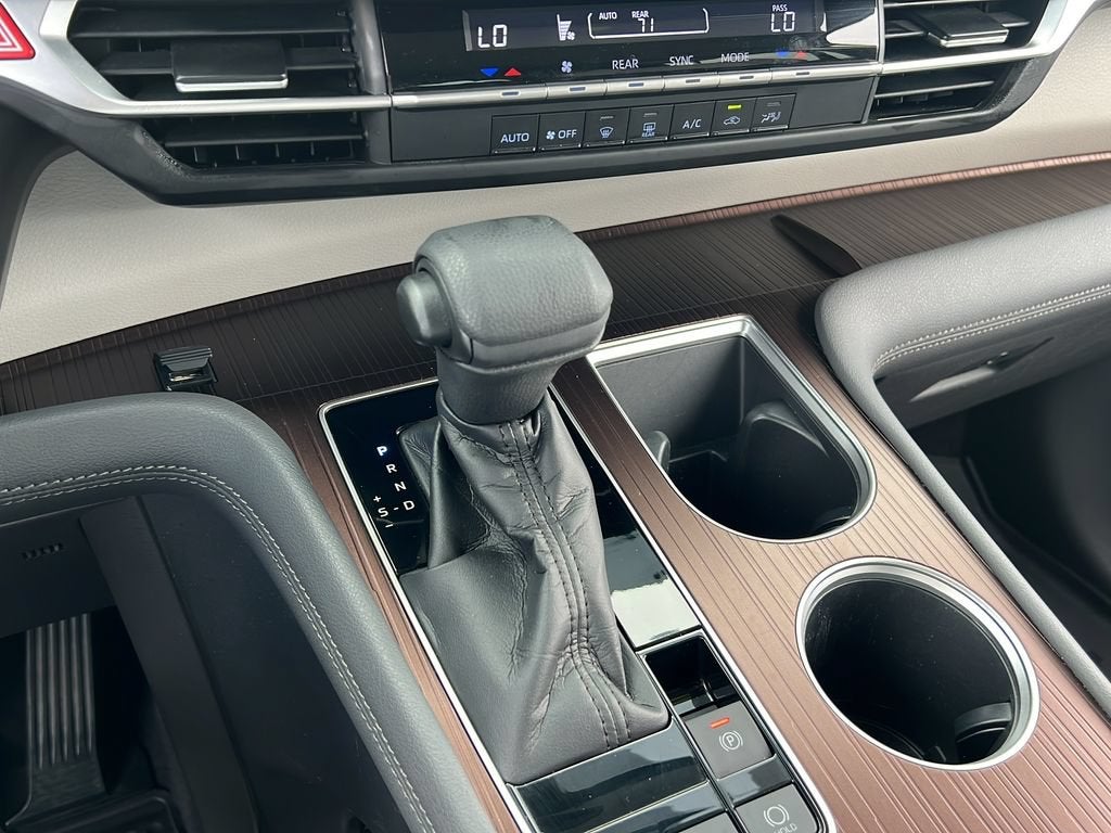 2021 Toyota Sienna LE