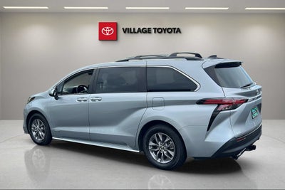 2021 Toyota Sienna LE