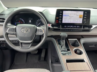 2021 Toyota Sienna LE
