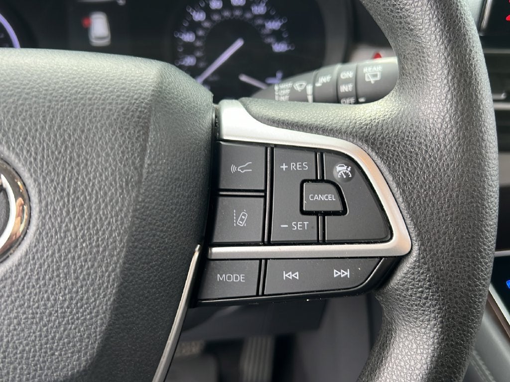 2021 Toyota Sienna LE