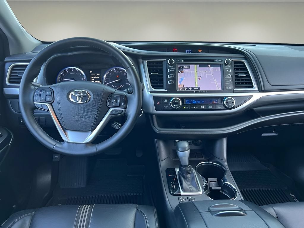 2018 Toyota Highlander SE
