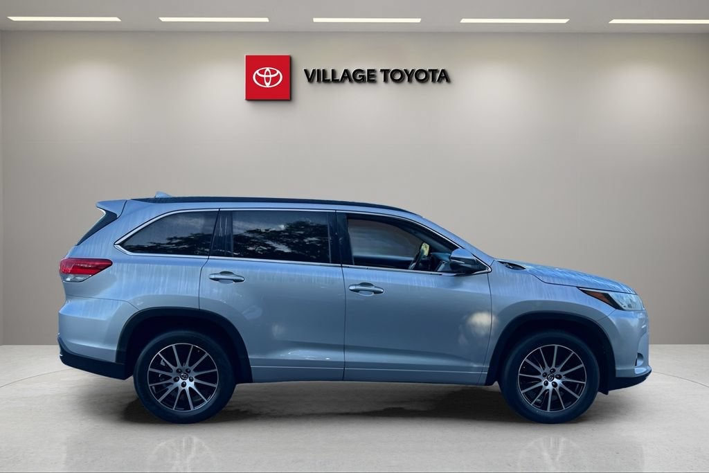 2018 Toyota Highlander SE