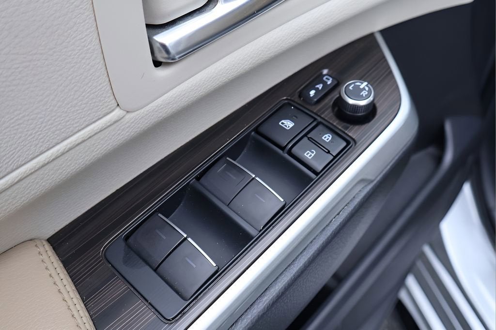 2022 Toyota Sienna Limited