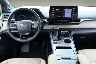 2022 Toyota Sienna Limited