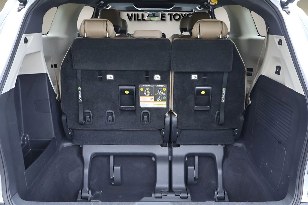 2022 Toyota Sienna Limited