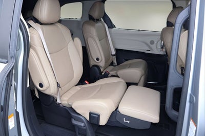 2022 Toyota Sienna Limited