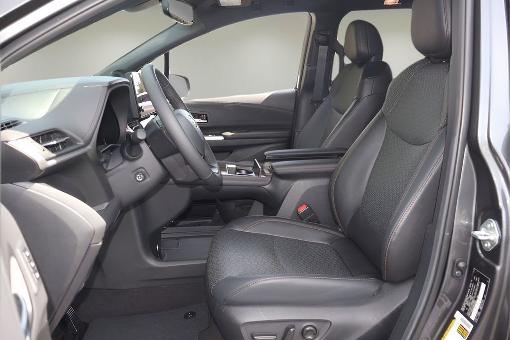 2025 Toyota Sienna Limited